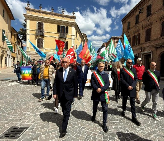 primo-maggio-cgil-cisl-uil-matelica--e1777730654465-650x562