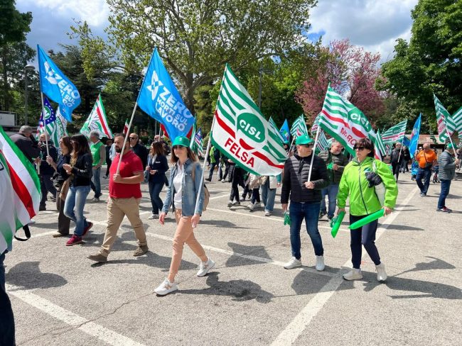primo-maggio-cgil-cisl-uil-matelica-5-650x488