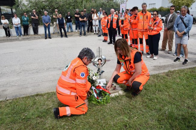 targa commemorativa giacomo diomedi (3)