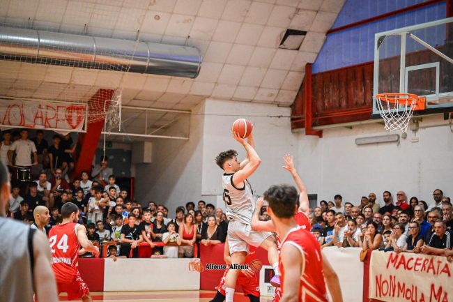 Tommaso Formentini basket Macerata 2