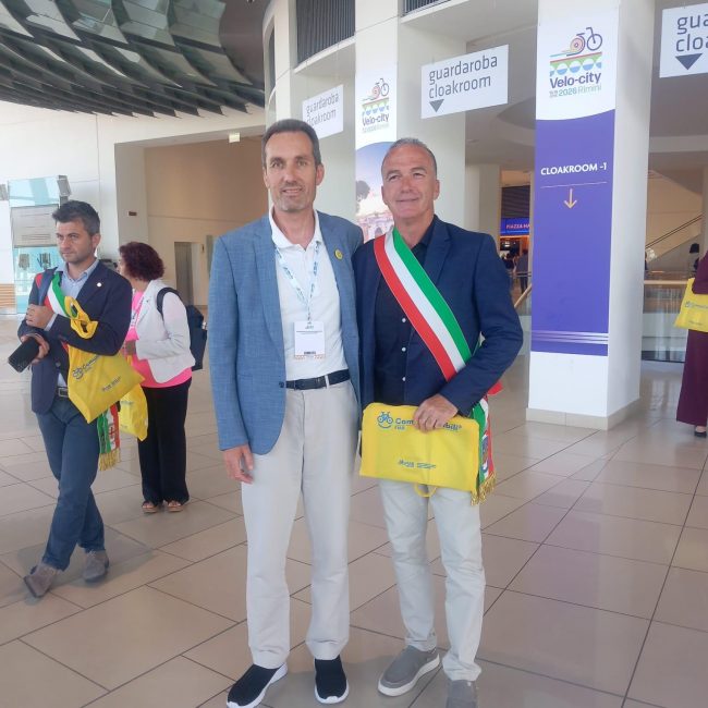 bandiera gialla porto recanati (2)