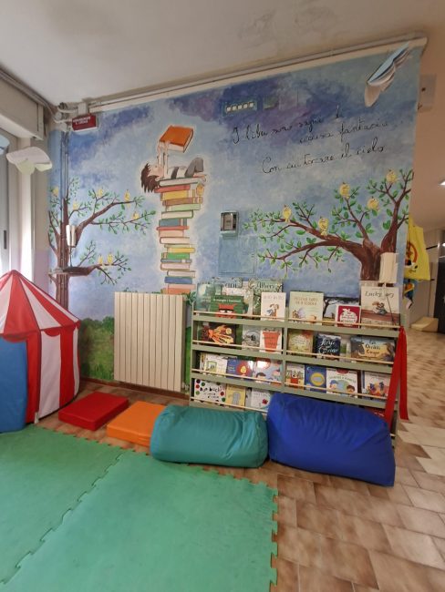 biblioteca via cervi 3