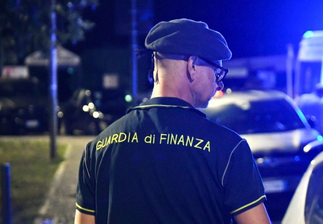 controlli lungomare sabato sera civitanova finanza (2)