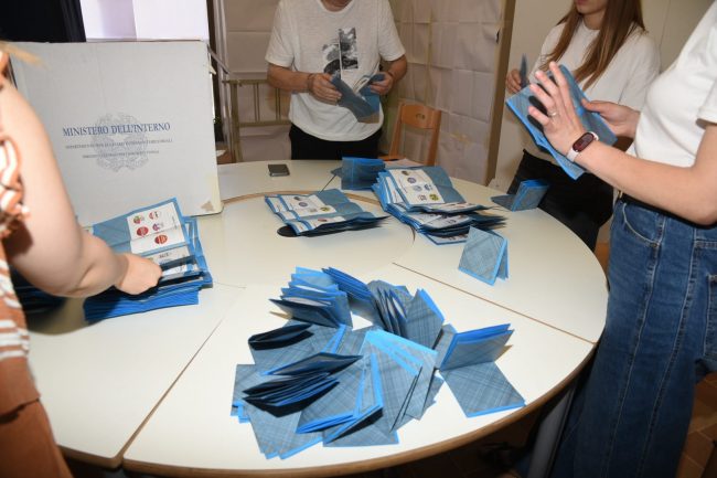 elezioni macerata ballottaggio seggio (1)