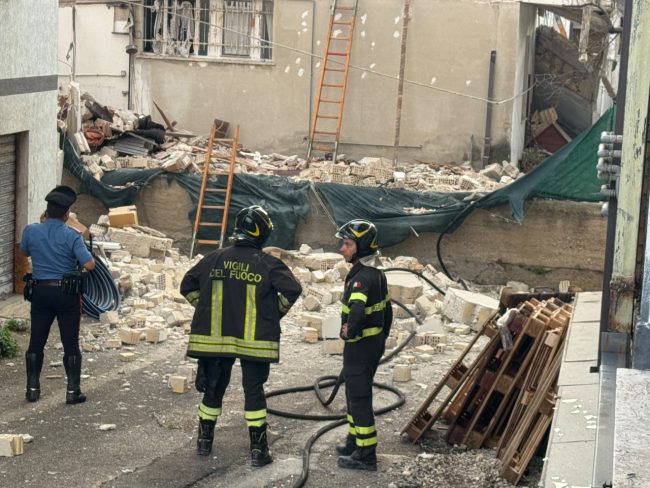 esplosione casa porto sant'elpidio (11)