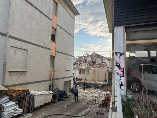 esplosione casa porto sant'elpidio (6)