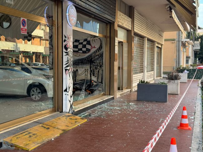 esplosione casa porto sant'elpidio (9)