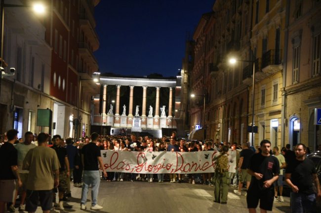 fiaccolata nicolas, daniele giorgio (2)