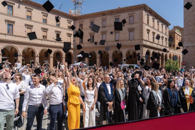 graduation day2026_05_25_lancio tocco