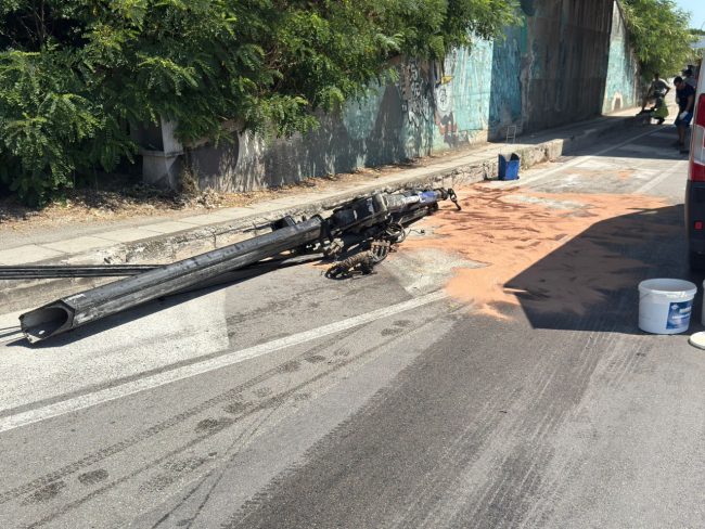 gru incastrata via aldo moro civitanova (4)