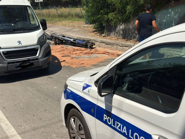 gru incastrata via aldo moro civitanova (5)