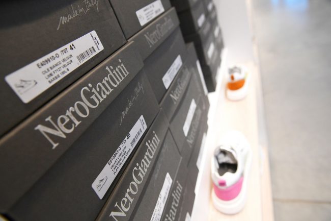 inaugurazione factory store nero giardini - campiglione di fermo - FDM (4)