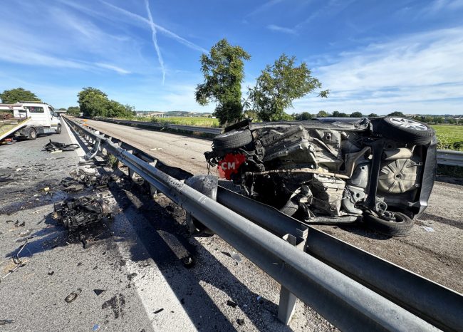 incidente mortale superstrada - nicolas calabrese christian perugini - polstrada morrovalle - FDM (13)