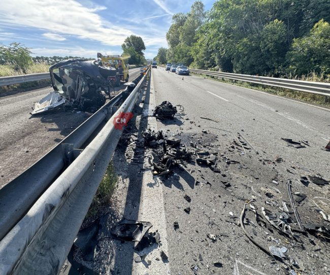 incidente mortale superstrada - nicolas calabrese christian perugini - polstrada morrovalle - FDM (20)