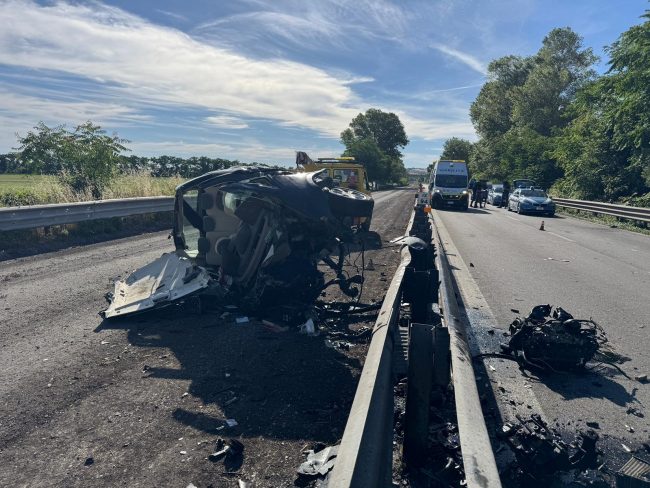 incidente-superstrada-mortale-2-650x488