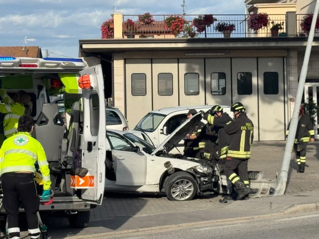 incidente via martiri di belfiore civitanova (7)