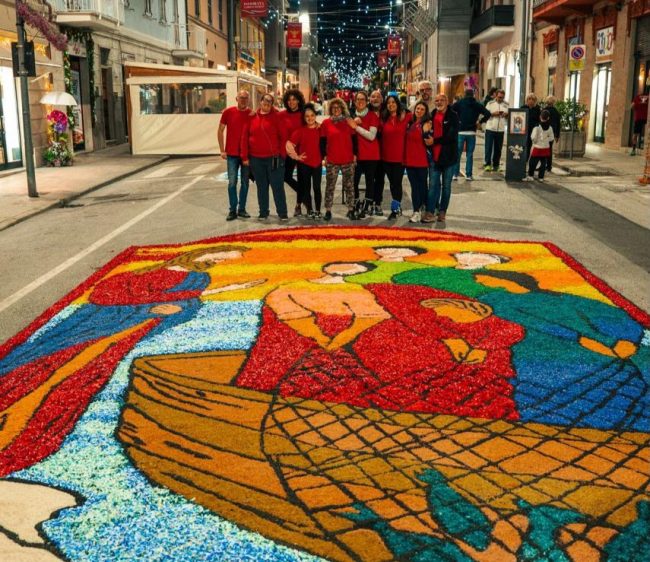 infiorata corpus domini castelraimondo 4