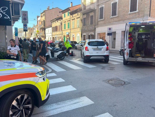 investita donna civitanova corso dalmazia croce verde polizia locale (3)