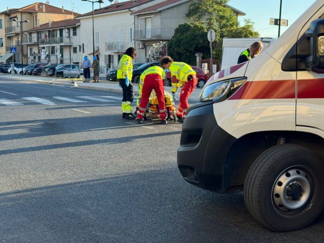 investito porto potenza statale ambulanza (4)