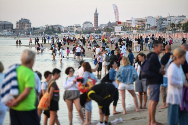 messa di san giovanni all'alba in spiaggia - lungomare nord civitanova - FDM (16)