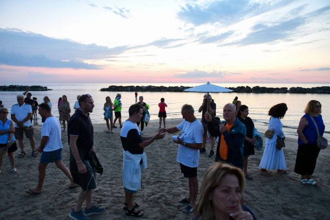 messa di san giovanni all'alba in spiaggia - lungomare nord civitanova - FDM (7)
