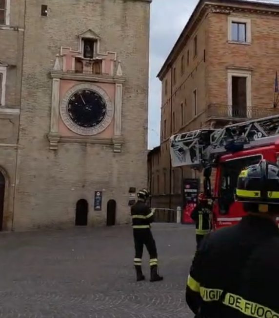 protesta piazza