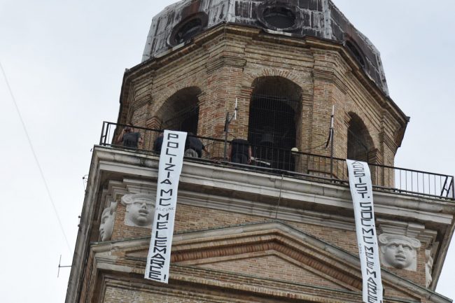 protesta torre civica 2