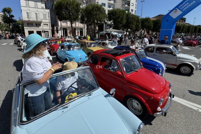 raduno delle 500 in piazza xx settembre civitanova - FDM (3)