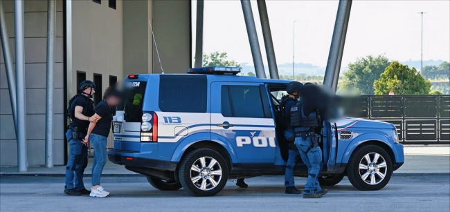 simulazione polizia reparti speciali (2)