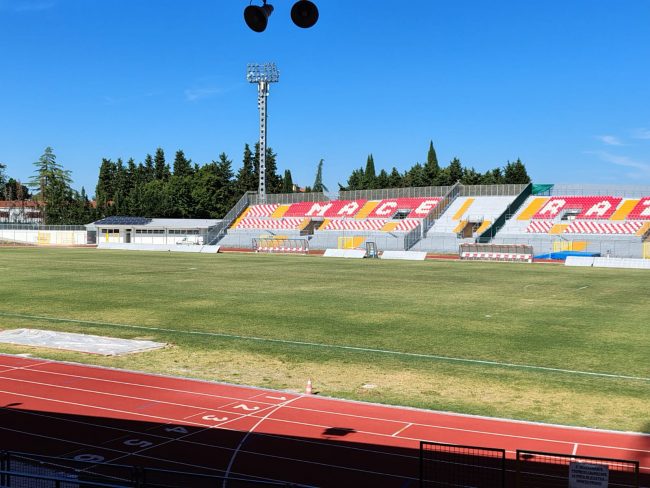 stadio helvia recina