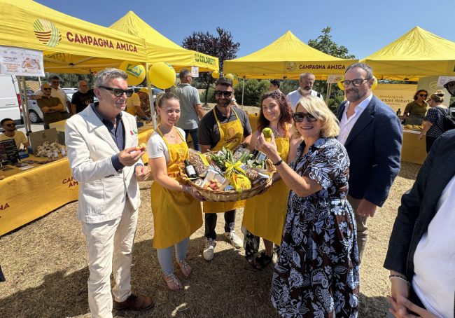 campagna amica coldiretti in ospedale - civitanova - FDM (9)