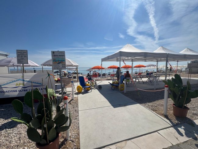 disabili spiaggia porto recanati (3)