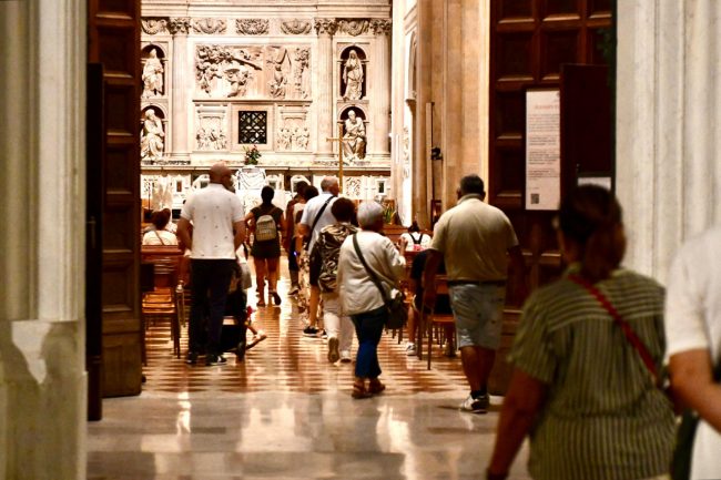 fiaccolata luigia fortunato omicidio loreto 23