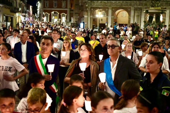fiaccolata luigia fortunato omicidio loreto 4