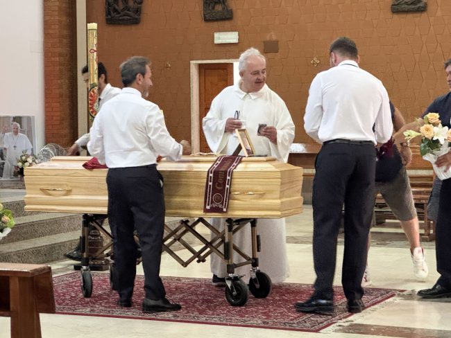 funerale marco pennesi - cristo re - civitanova - FDM (1)