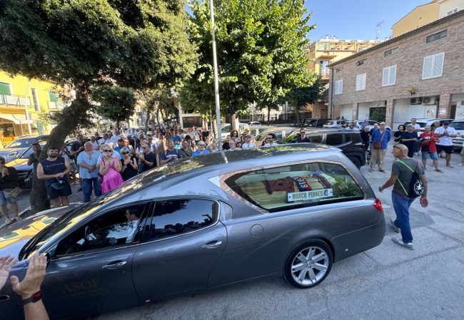 funerale marco pennesi - cristo re - civitanova - FDM (8)