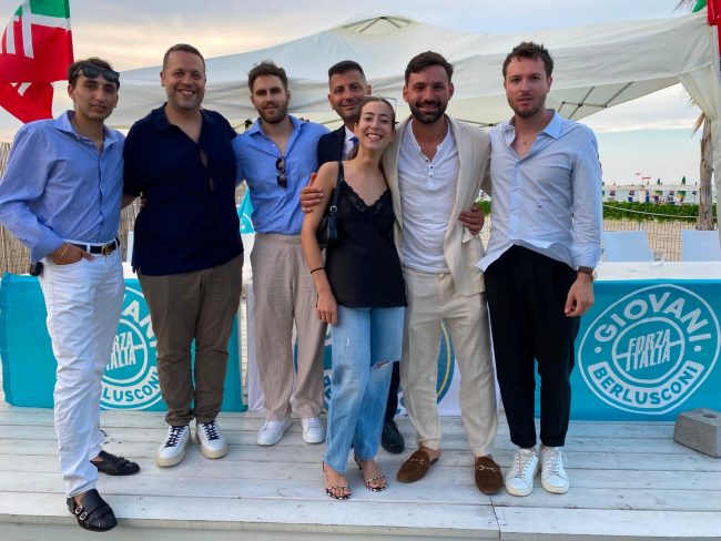 gruppo giovani forza italia