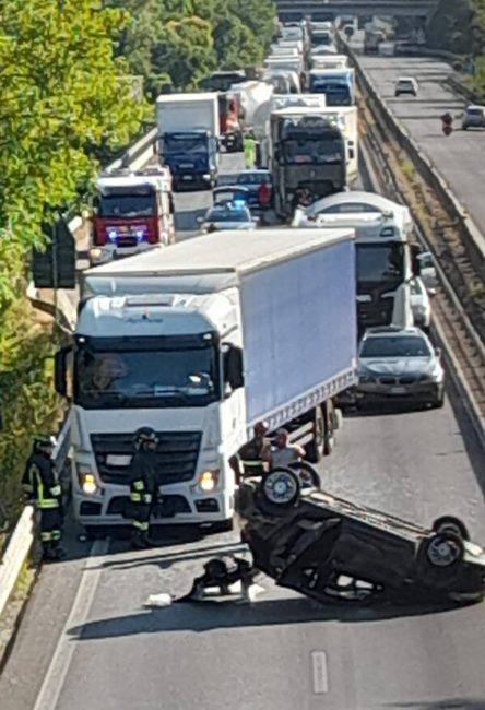 incidente tolentino ovest superstrada (4)