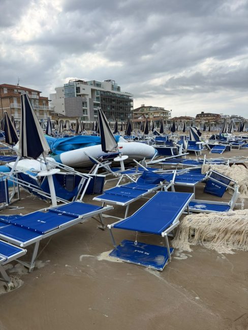 maltempo civitanova pioggia vento (6)