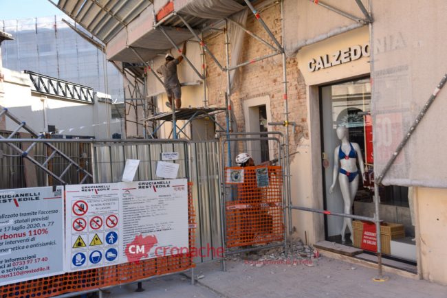 Cantiere lavori_Piazza Maurizi_Tolentino_FF-10
