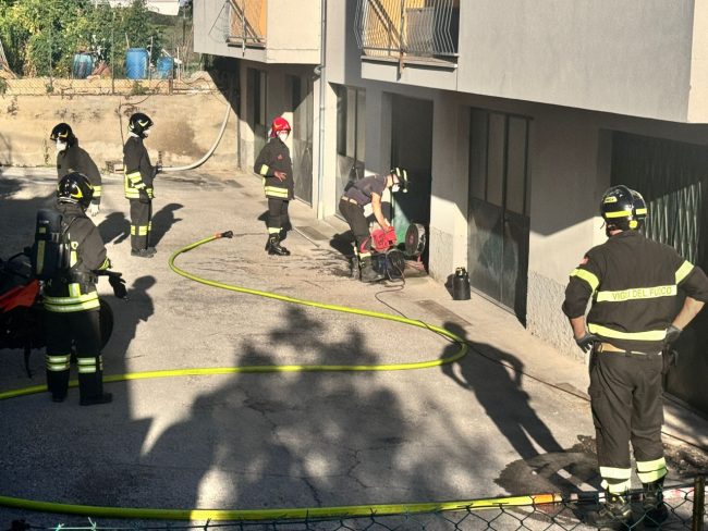 incendio garage villa san filippo