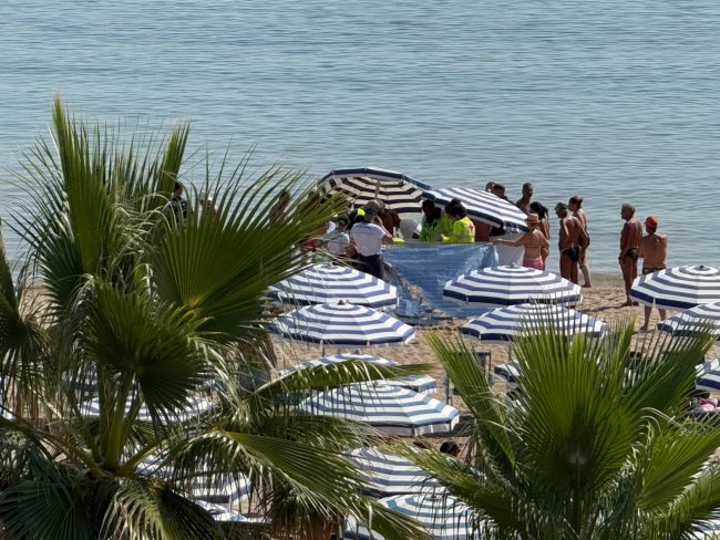 malore spiaggia civitanova (6)