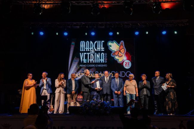 marche in vetrina bobby solo14 - dimensioni grandi
