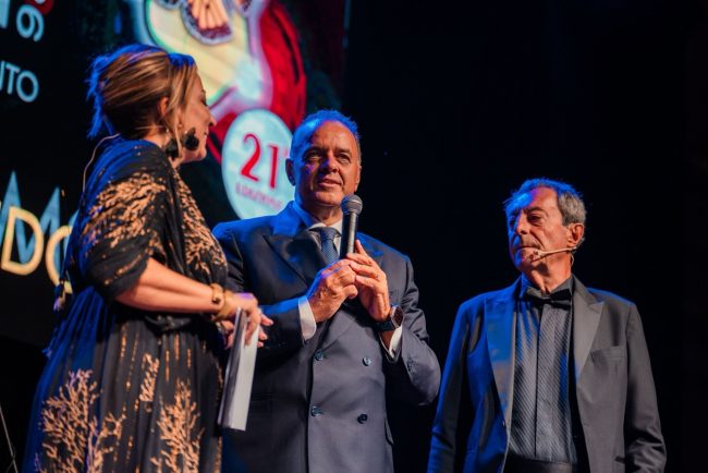 marche in vetrina bobby solo8 - dimensioni grandi