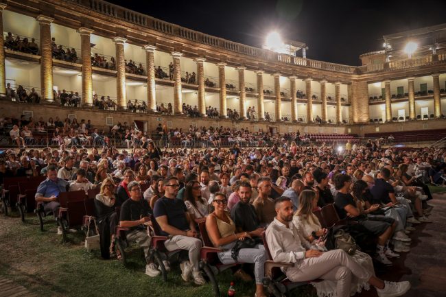 max angioni sferisterio live32
