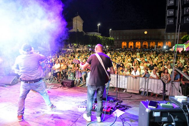 notte di ferragosto - cover band vasco piazza xx settembre - civitanova - FDM (3)