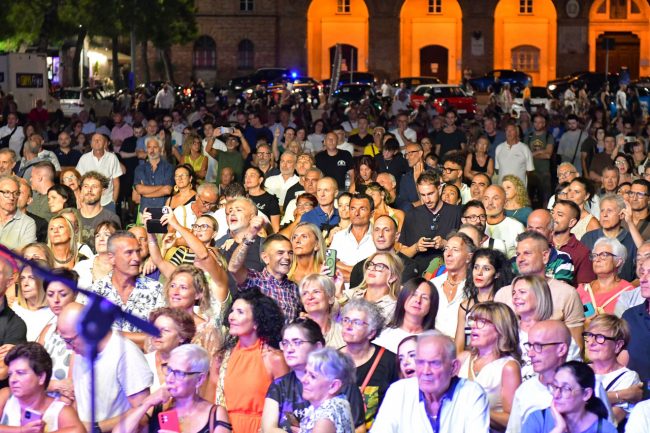 notte di ferragosto - cover band vasco piazza xx settembre - civitanova - FDM (4)