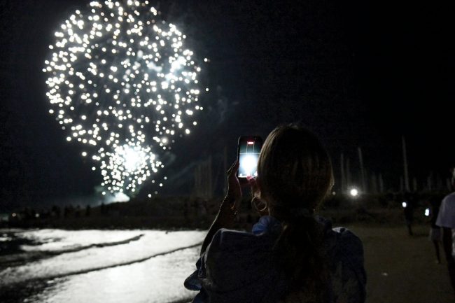 notte di ferragosto - fuochi d'artificio spiaggia lungomare centro - civitanova - FDM (1)