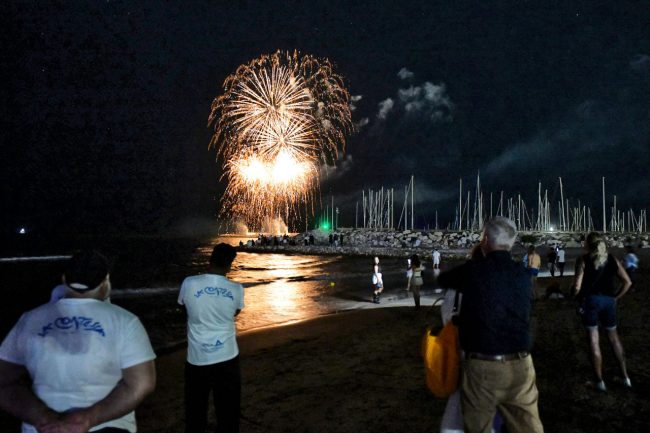 notte di ferragosto - fuochi d'artificio spiaggia lungomare centro - civitanova - FDM (4)