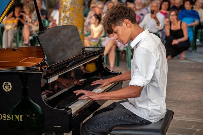 pianoforte al tramonto potenza picena